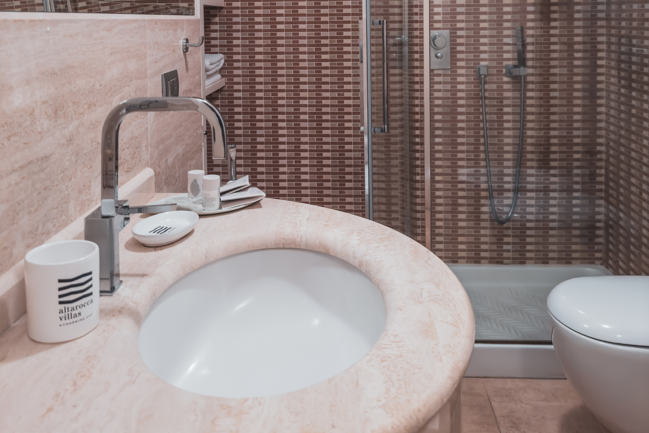 casa-dei-dolci-bathroom