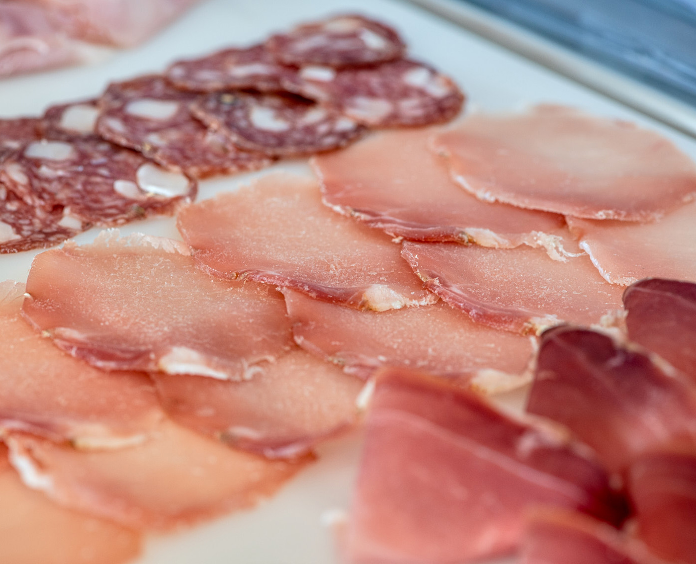 Colazione--slezione-di-salumi