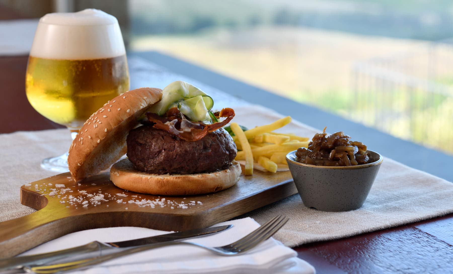 altaroccawineresort-invinum-bistrot-hamburger